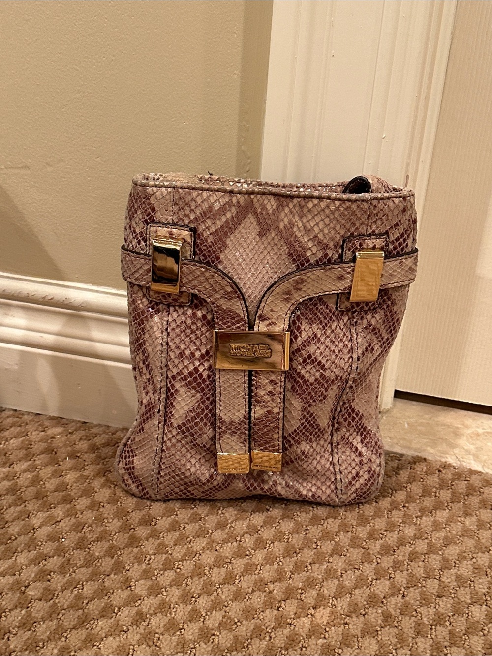 Michael Kors Snakeskin-Print Crossbody Bag with Gold-Tone Accents - Picture 1 of 4